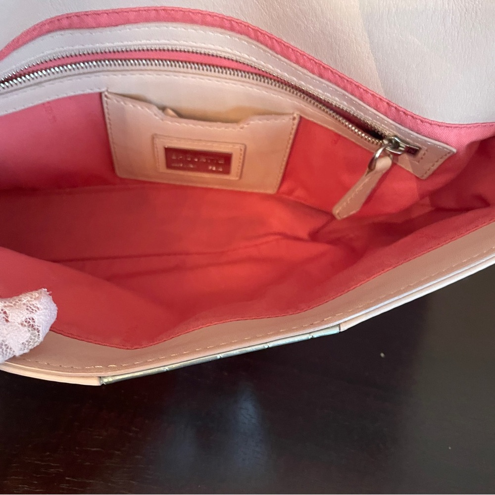 🦋Sold🦋 SOLD Fendi Baguette Pink Shoulder Bag - Picture 7 of 14